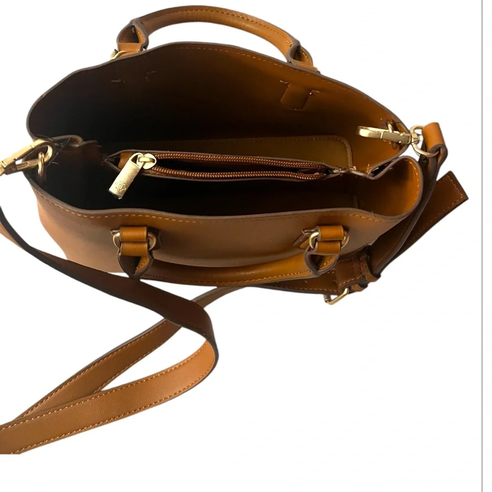 Nanette Lepore Nutshell Valle Convertible Satchel with Charms New With Tags - Picture 2 of 7